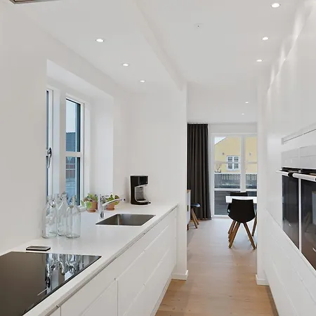 Holiday Trico Huset 020151 *