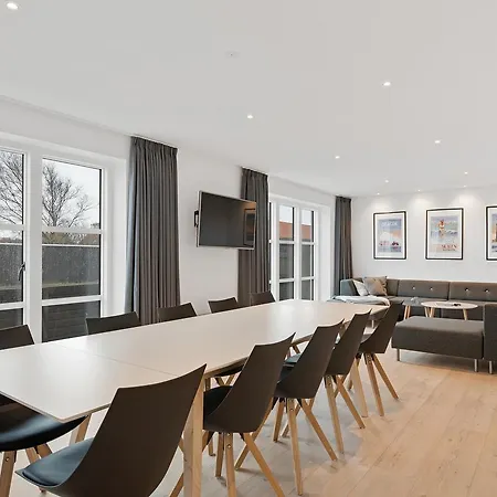 Holiday Trico Huset 020151 *